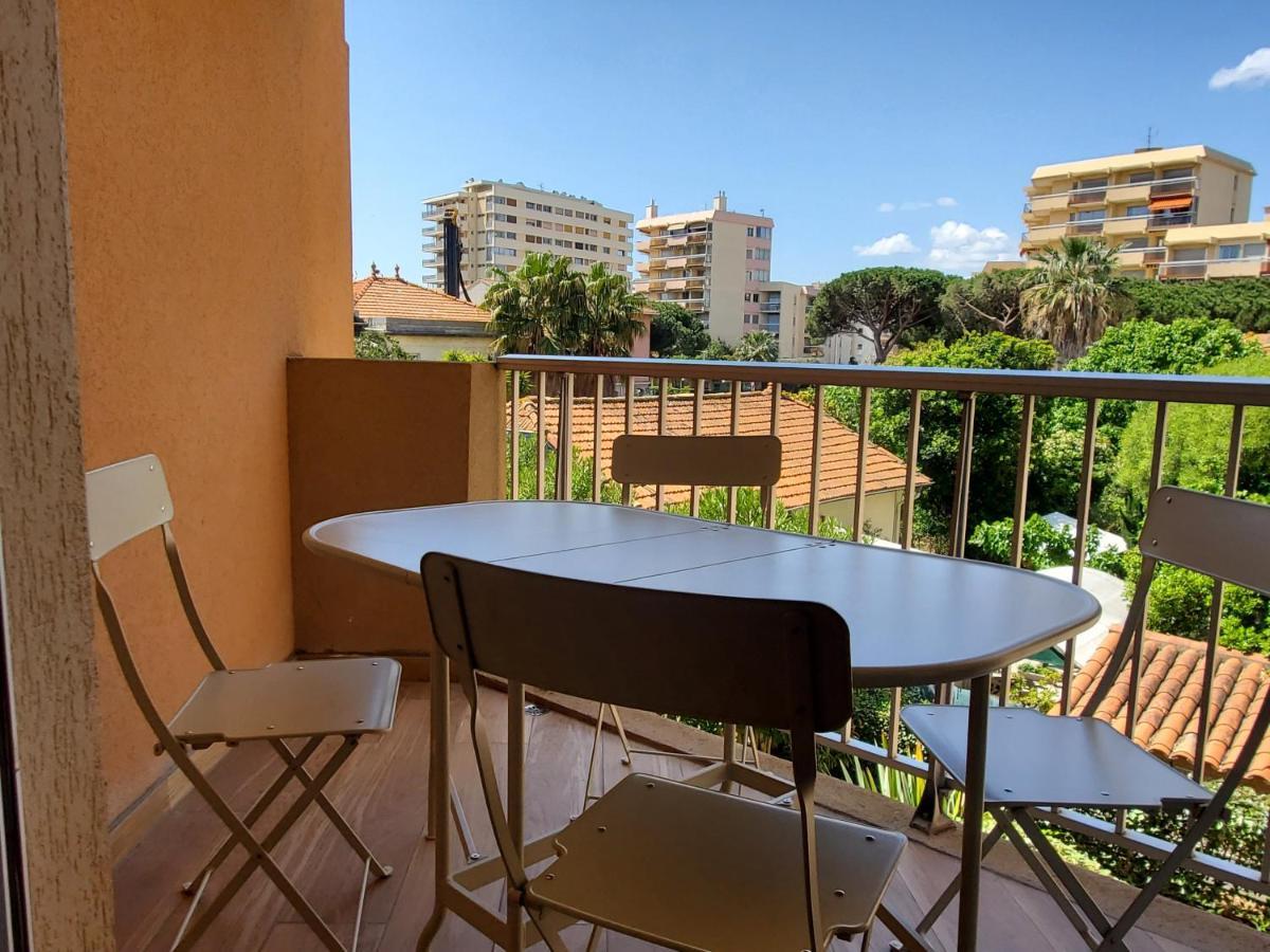 2 Pieces 32M2 Plage A 150M Fréjus Exteriör bild